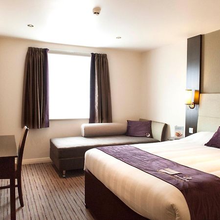Premier Inn Birmingham City Centre Broad Street Extérieur photo