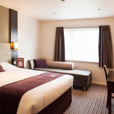 Premier Inn Birmingham City Centre Broad Street Extérieur photo
