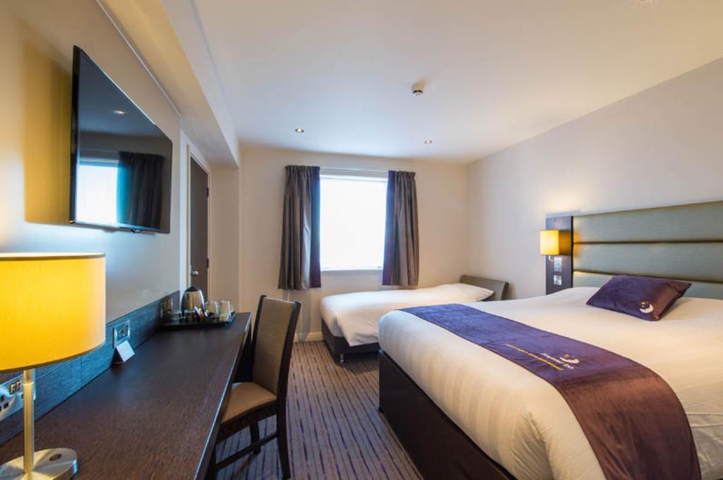 Premier Inn Birmingham City Centre Broad Street Extérieur photo